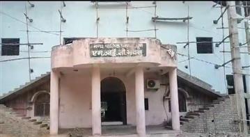 दुर्ग नगर निगम में एमआईसी विभाग की स्थिति हुई बुरी,  एमआईसी भवन में जनप्रतिनिधि रहते नदारद, आम जनता की समस्याओं पर नहीं दे रहे ध्यान।
