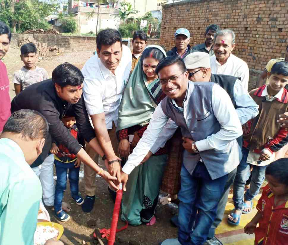 गायत्री विद्यालय छावनी का वार्षिक कला उत्सव सम्पन्न, विधायक देवेंद्र यादव ने किया भूमिपूजन