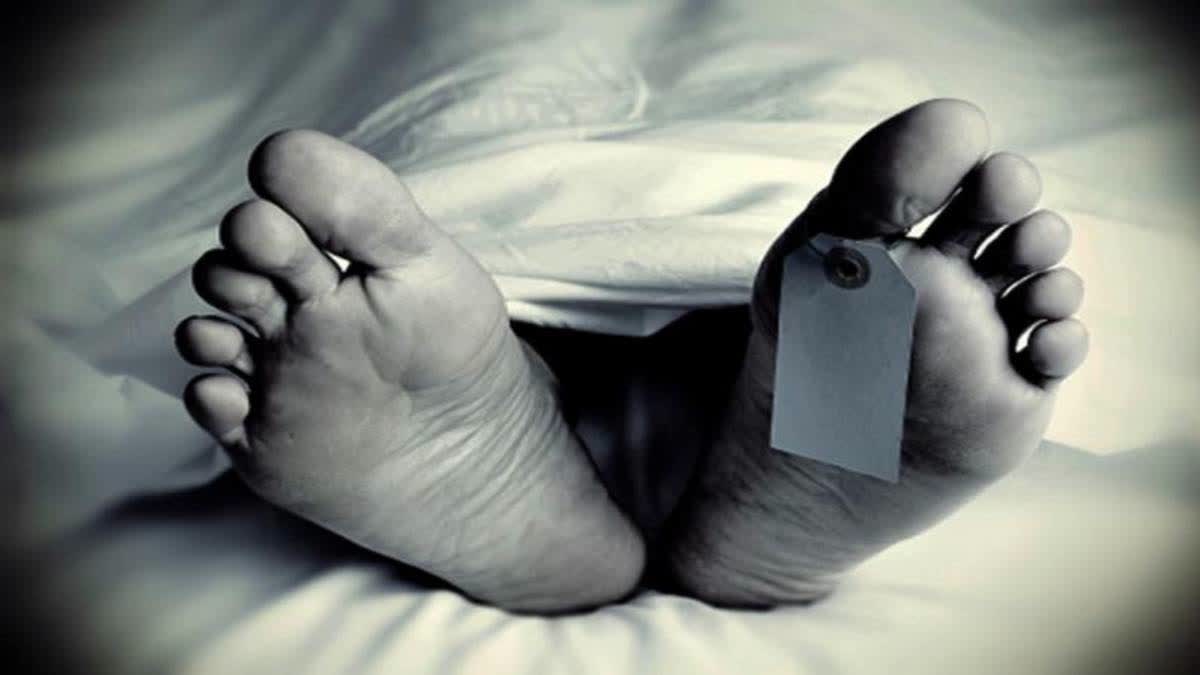 AIIMS भोपाल के डॉक्टर ने पत्नी और बेटी संग दी जान, पुलिस जांच में जुटी