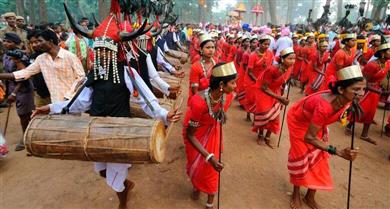 आखिर क्यों मनाया जाता हैं छेरछेरा क्या हैं छेरछेरा मांगने की परंपरा एक क्लिक में जानें सबकुछ…