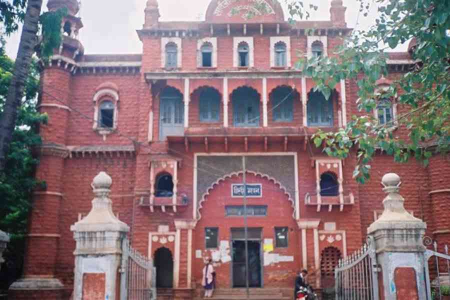 हड़ताल के चलते बंद रहे पटवारी कार्यालय