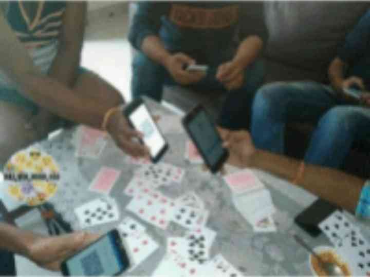 जुआ खेलते दादा बड़ी में पकड़ाए,एसपी सिटी रोहीत झा की अगुवाइ में कार्रवाई, हजारो रुपए जब्त।
