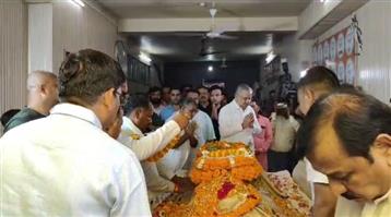 हमारे बीच नहीं रहे विधायक विद्या रतन वैशाली नगर विधायक विद्या रतन भसीन का हुआ निधन, वैशाली नगर विधानसभा क्षेत्र में शोक की लहर, विभिन्न संगठनों ने अर्पित की श्रद्धा सुमन