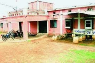 औपचारिक बालकों का मानसिक दशा में सुधार लाने के लिए जिला प्रशासन योग के माध्यम से मुख्यधारा से जोड़ने का प्रयास। 