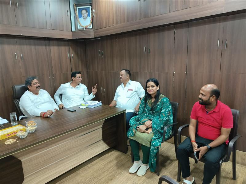 बीएसपी लिजधारियो को कही भी भटकने की आवश्यकता नहीं, सेक्टर 5 कार्यालय में कल 11 बजे से लगेगा कैंप
बीएसपी प्रबंधन, निगम प्रबंधन, जिला प्रशासन के सहयोग से नि:शुल्क होगे सारे कार्य
