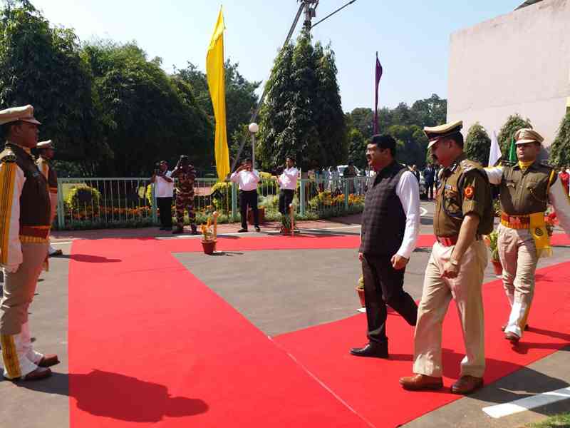 इस्पात मंत्रीी  ने सेल   कर्मियों    कीी   खबर  को   सिरे  से  नकारा