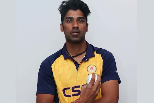 आईपीएलः छत्तीसगढ़ के शशांक सिंह को हैदराबाद ने 20 लाख में खरीदा
