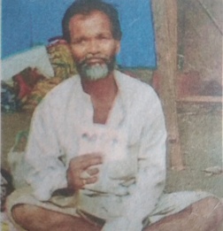 रेलवे स्टेशन से गायब हुई मुक बधिर भिखारी की चौदह वर्षीय बेटी, ख़ुर्शीपार के झाड़ियों में मिले कपड़े, जांच में जुटी छावनी पुलिस