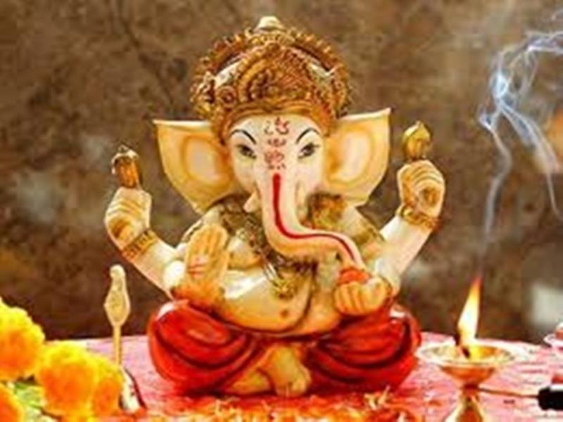 आज से 10 दिन गणेशोत्सव की धूम, घर व पंडाल में विराजेंगे विनाशक, इस मंत्र का करें जाप