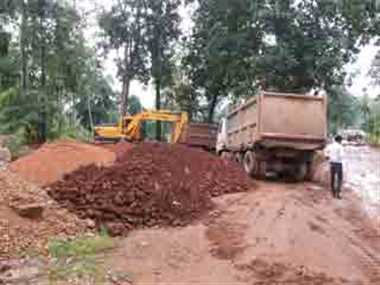 खनिज विभाग की छापामार कार्रवाई, पकड़े 27 वाहन