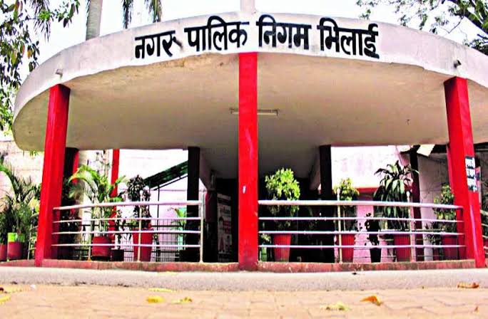 भिलाई निगम ने निकाला नया अभियान, पॉलीथिन के बदले पौधे लजाओ