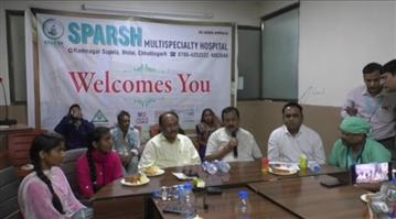 दुर्ग की बेटी ने जिले का नाम किया रोशन, बिना कोचिंग के क्वालीफाई की नीट की एग्जाम, स्पर्श हॉस्पिटल ने यमुना का किया सम्मान। 