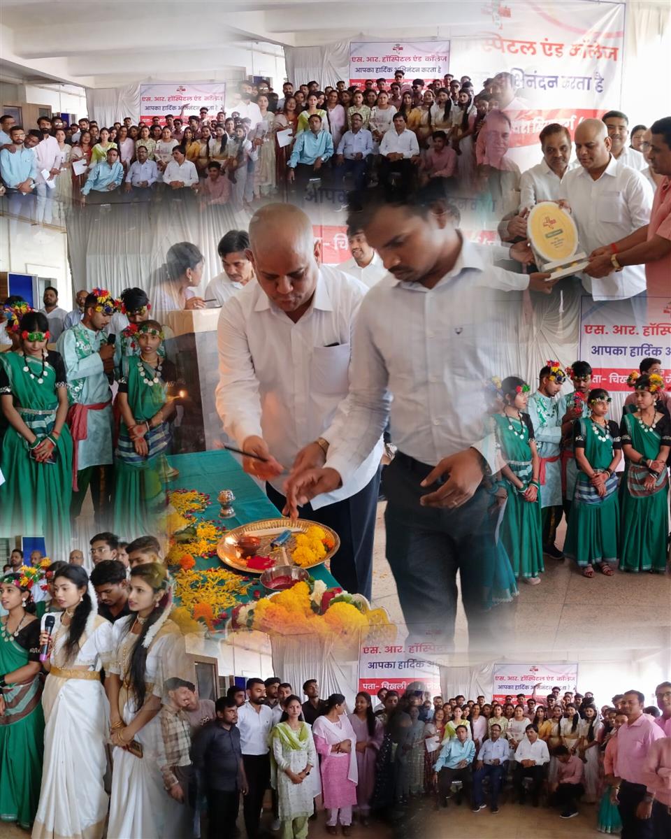 एस.आर.हॉस्पिटल एण्ड कॉलेज में एस.डी.एम.दुर्ग व आई.एम.ए.प्रेसिडेंट द्वारा किया गया सर्टिफिकेट वितरण