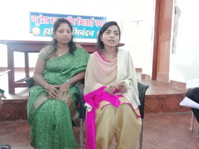 छालीवुड अभिनेत्री माया साहू ने केमिकल अटैक के बाद मीडिया के सामने रखी अपनी बात