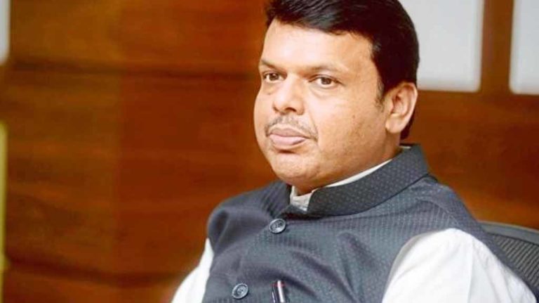 महाराष्ट्र के मुख्यमंत्री देवेंद्र फड़णवीस इस्तीफा देने की तैयारी में